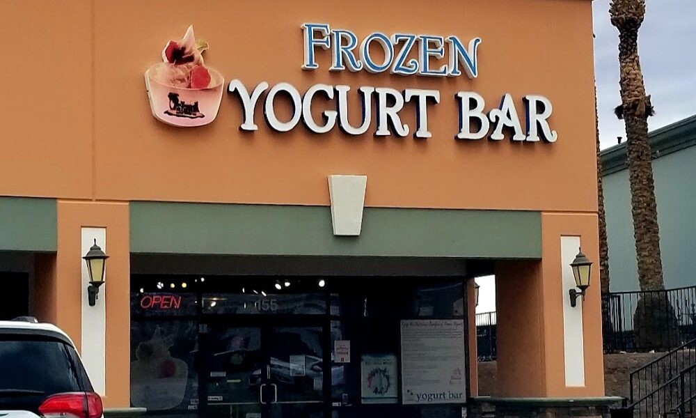 Island Frozen Yogurt Bar